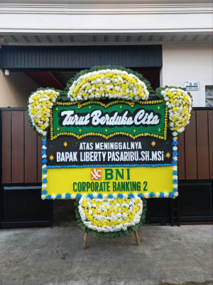 Papan Bunga Duka di Padasenang