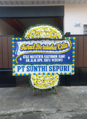 Papan Bunga Duka di Padasenang