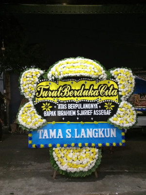 Papan Bunga Duka di Padasenang
