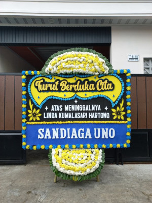 Papan Bunga Duka di Padasenang