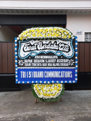 Papan Bunga Duka di Padasenang